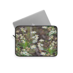 Sticky Daisy Bush Laptop Sleeve